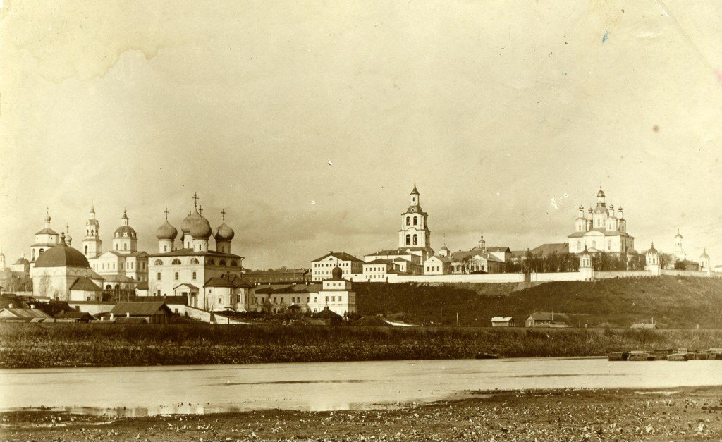 Вятка. Кремль и Трифонов монастырь